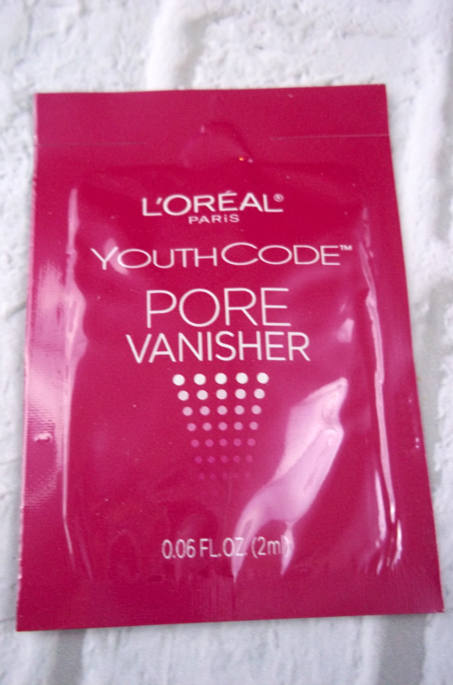 Walmart Beauty Box LOreal YouthCode Pore Vanisher on southeastbymidwest.com #WalmartBeauty #beauty #subscriptionbox #loreal