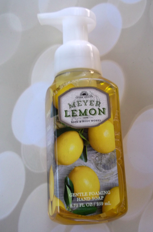 Bath and Body Works Haul Meyer Lemon Gentle Foaming Hand Soap on southeastbymidwest.com #bathandbodyworks #haul #bathandbodyworkshaul #handsoap #meyerlemon