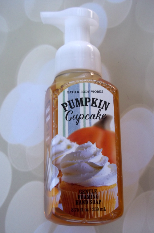 Bath and Body Works Haul Pumpkin Cupcake Gentle Foaming Hand Soap on southeastbymidwest.com #bathandbodyworks #haul #bathandbodyworkshaul #handsoap #pumpkincupcake