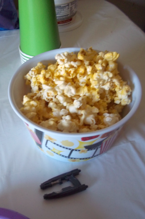 Guardians of the Galaxy Movie Night Butter Popcorn on southeastbymidwest.com #OwnTheGalaxy #cbias #CollectiveBias #ad #shop #party #marvel