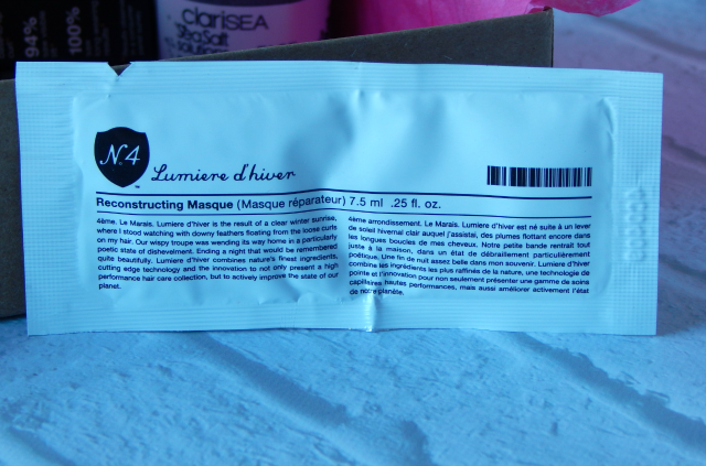 One item I received in my October Birchbox was the Number 4 Reconstructing Masque.