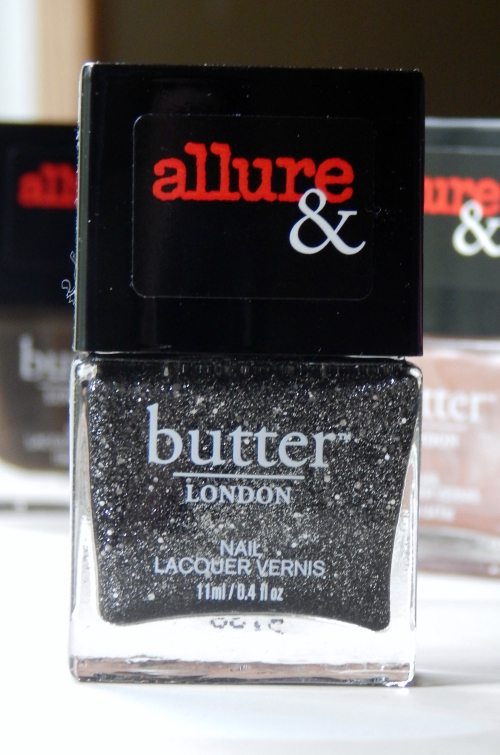 Allure & butterLONDON Arm Candy Collection Disco Nap #butterLONDON #allure #nails #nailpolish #beauty #beautyblogger #disconap