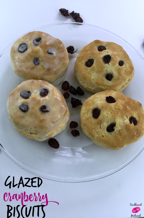 Glazed Cranberry Biscuits #food #thanksgiving #ThanksgivingWithPillsbury #Pillsbury