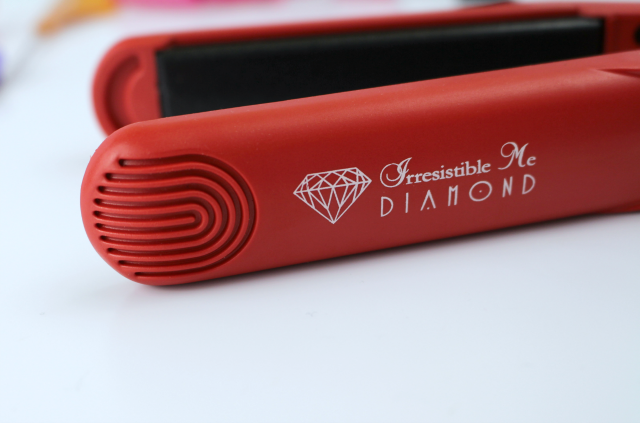 Irresistible Me Diamond Hair Styler Grips || Southeast by Midwest #beauty #bbloggers #hair #haircare #irresistibleme #flatiron
