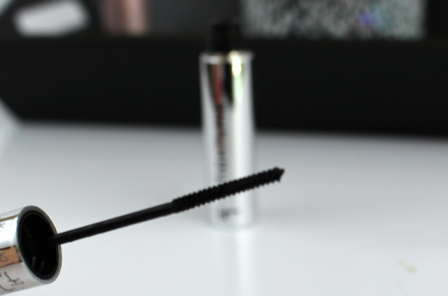 It Cosmetics Tightline Mascara Wand || Southeast by Midwest #beauty #bbloggers #itcosmetics