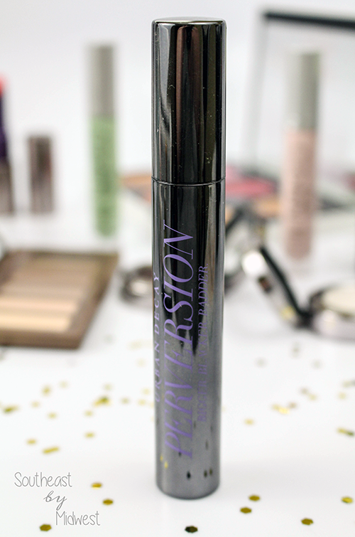 Urban Decay Perversion Mascara Up Close || Southeast by Midwest #beauty #bbloggers #urbandecay
