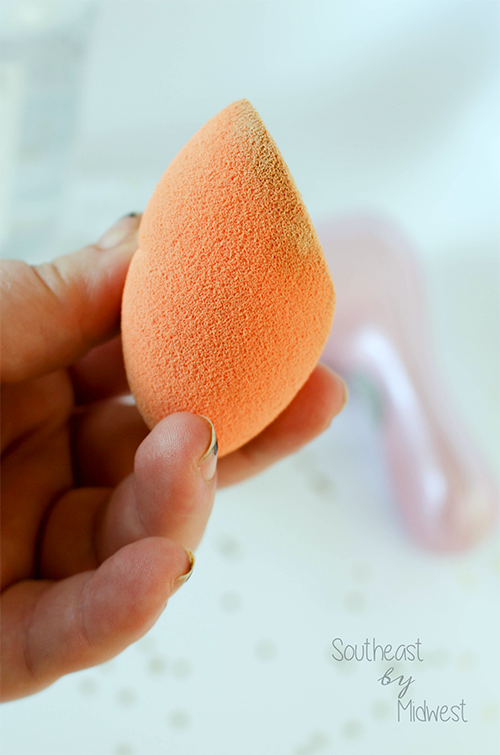 2016 Favorites: October Real Techniques Miracle Complexion Sponge || Southeast by Midwest #beauty #bbloggers #favorites