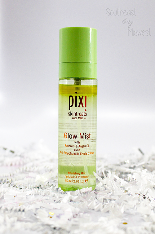 Pixi by Petra SkinTreats Glow Mist || Southeast by Midwest #beauty #bbloggers #PixiGlow #PixiBeauty