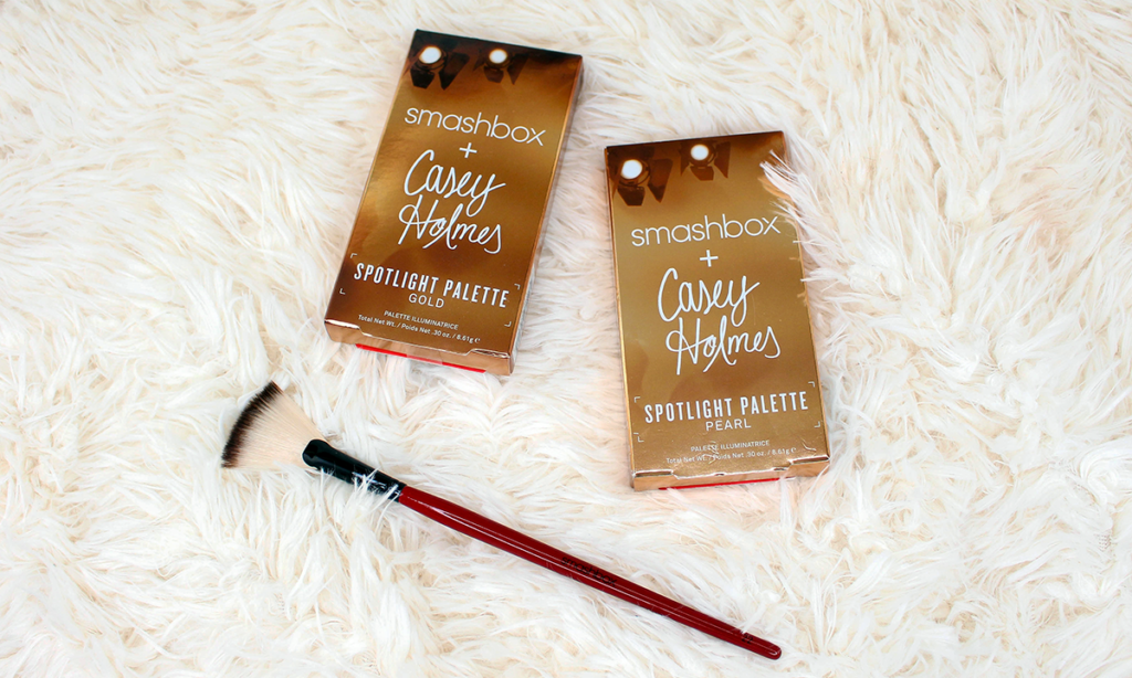 Smashbox X Casey Holmes Spotlight Palette in Gold Featured Image || Southeast by Midwest #beauty #bbloggers #smashbox #smashboxXCaseyHolmes #caseyholmes