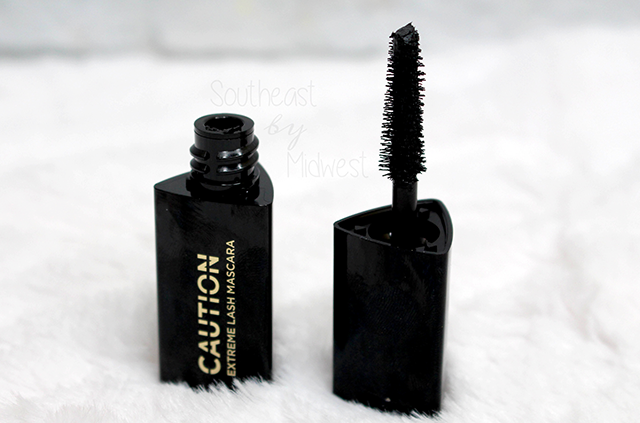 Hourglass Caution Mascara Review Final Thoughts || Southeast by Midwest #beauty #bblogger #CautionMascara #hgcrueltyfree #hourglasscosmetics