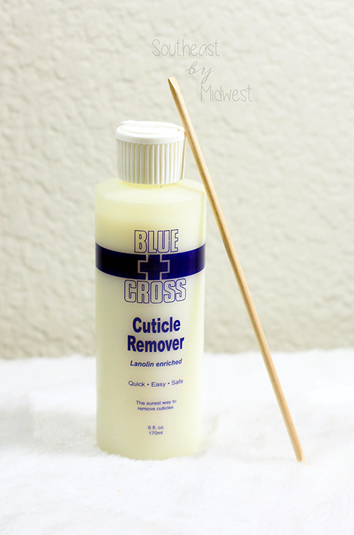 DIY Manicure Cuticle Remover || Southeast by Midwest #beauty #bbloggers #manimonday #diybeauty #diymanicure