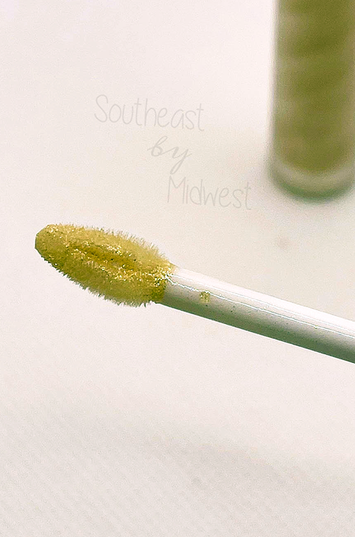 Beauty Bakerie Holy Cannoli Gloss Applicator || Southeast by Midwest #beauty #bbloggers #beautybakerie